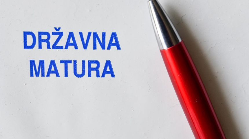 PODJELA SVJEDODŽBI/POTVRDA O POLOŽENIM ISPITIMA DRŽAVNE MATURE
